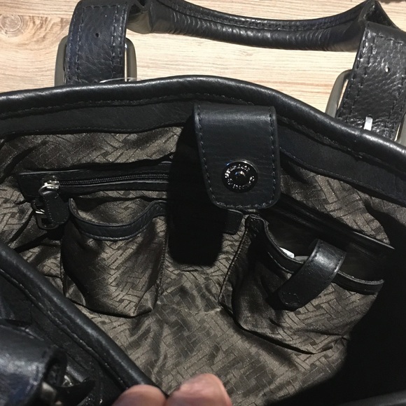 🎀 COLE HAAN Black PEBBLED LEATHER TOTE BAG (NWT) - Picture 9 of 16